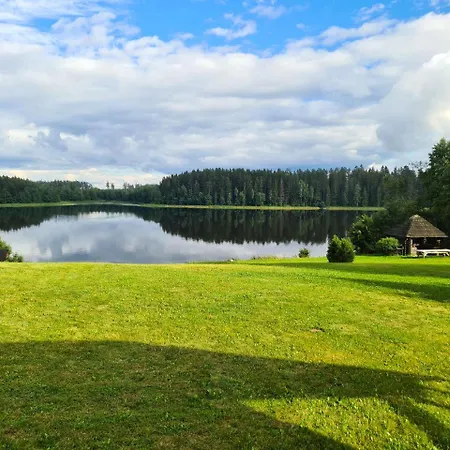 Casa de Férias Luha Talu Rebaste